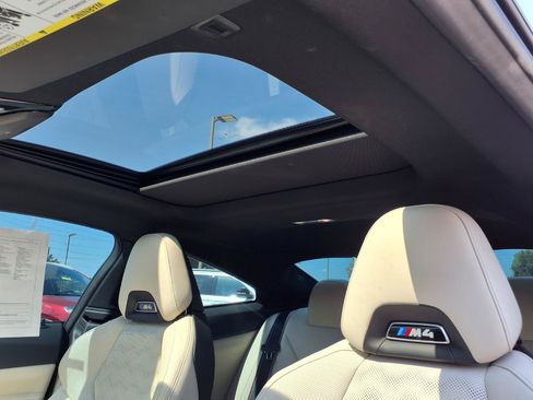 Used 2022 BMW M4 xDrive Competition AWD/4WD image 22
