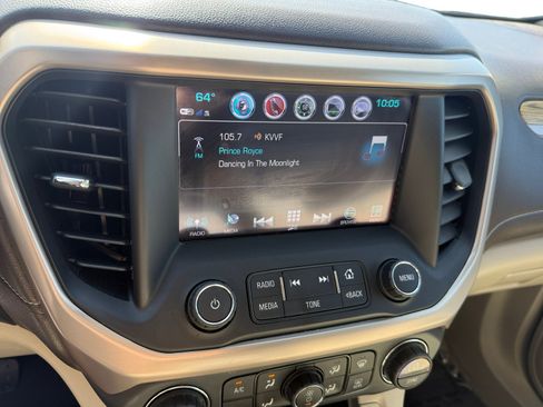 Used 2017 GMC Acadia Denali w/ Technology Package AWD/4WD image 12