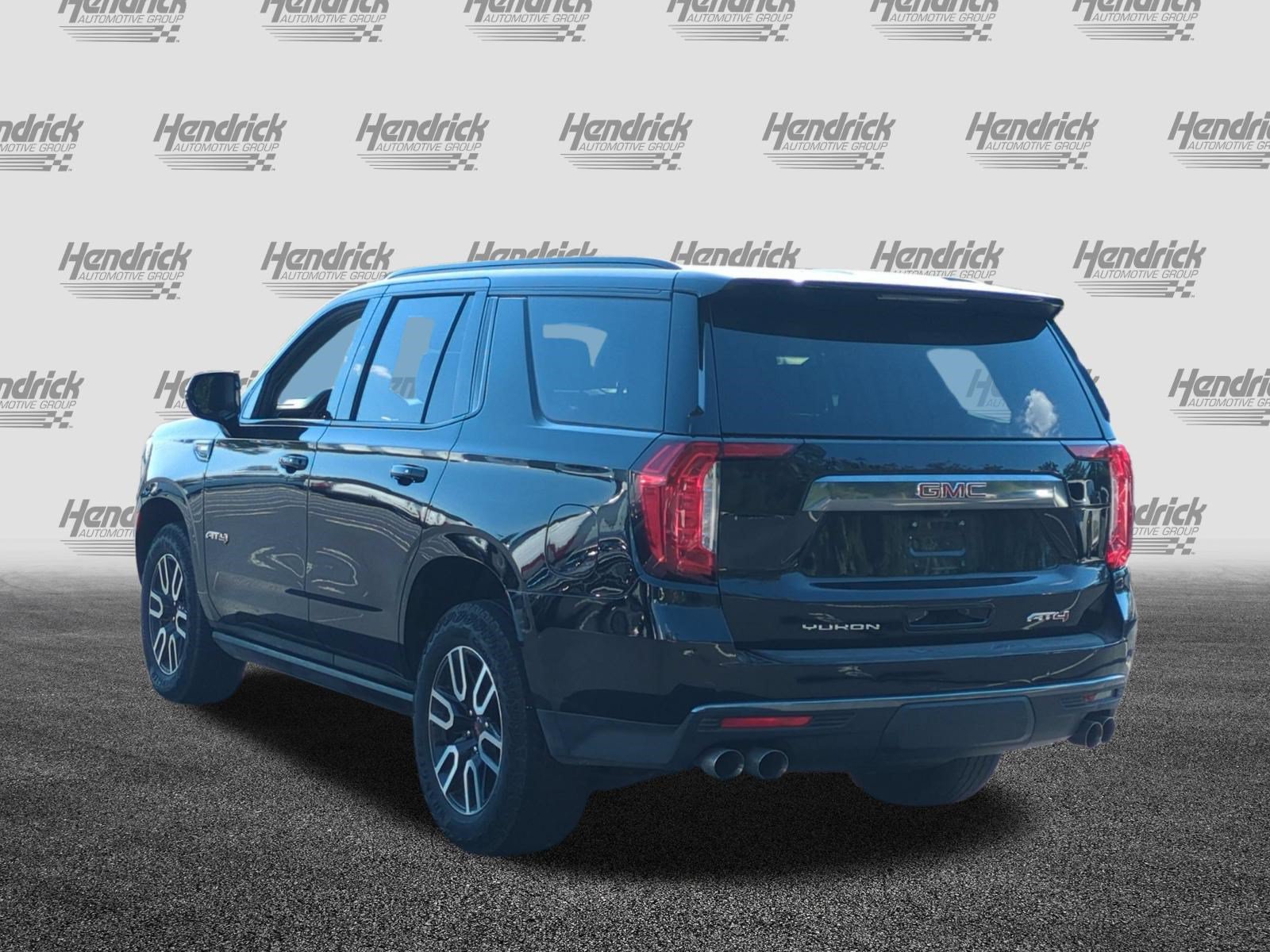 Used 2024 GMC Yukon AT4 AWD/4WD image 8
