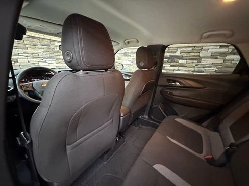 Used 2023 Chevrolet TrailBlazer LT w/ Convenience Package FWD image 30