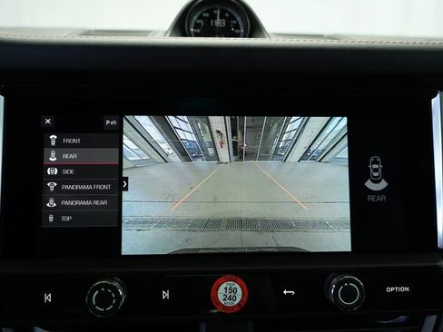 New 2025 Porsche Macan image 19