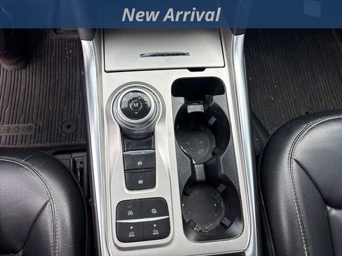 Used 2021 Ford Explorer XLT w/ Equipment Group 202A image 7