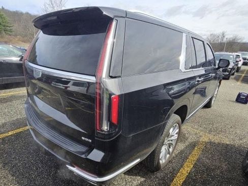 Used 2023 Cadillac Escalade ESV Premium Luxury Platinum w/ LPO, Radiant Package AWD/4WD image 4