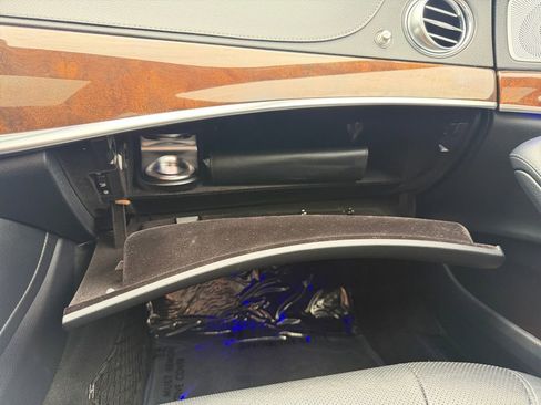Used 2015 Mercedes-Benz S 550 4MATIC Sedan image 31