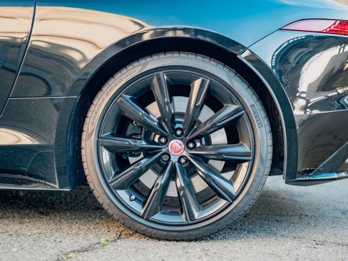 Used 2021 Jaguar F-TYPE R image 24