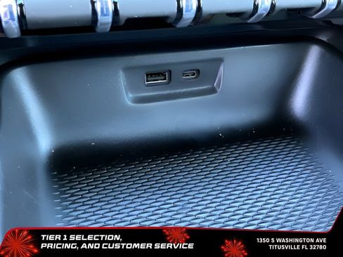 New 2026 GMC Terrain AT4 w/ LPO, Black Badging Package AWD/4WD image 44