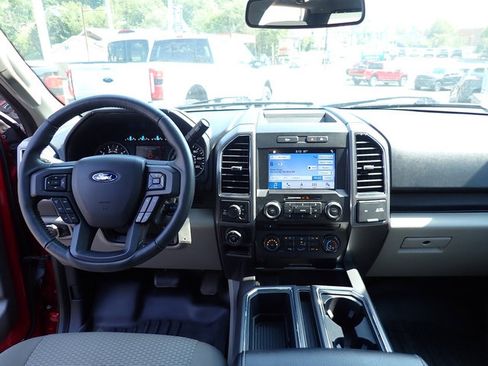 Used 2018 Ford F150 XLT w/ Equipment Group 302A Luxury AWD/4WD image 20
