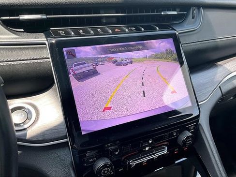 Used 2021 Jeep Grand Cherokee L Limited w/ Trailer Tow Group (B) AWD/4WD image 22