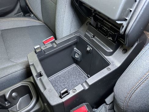 New 2026 Jeep Wrangler Sport S image 32