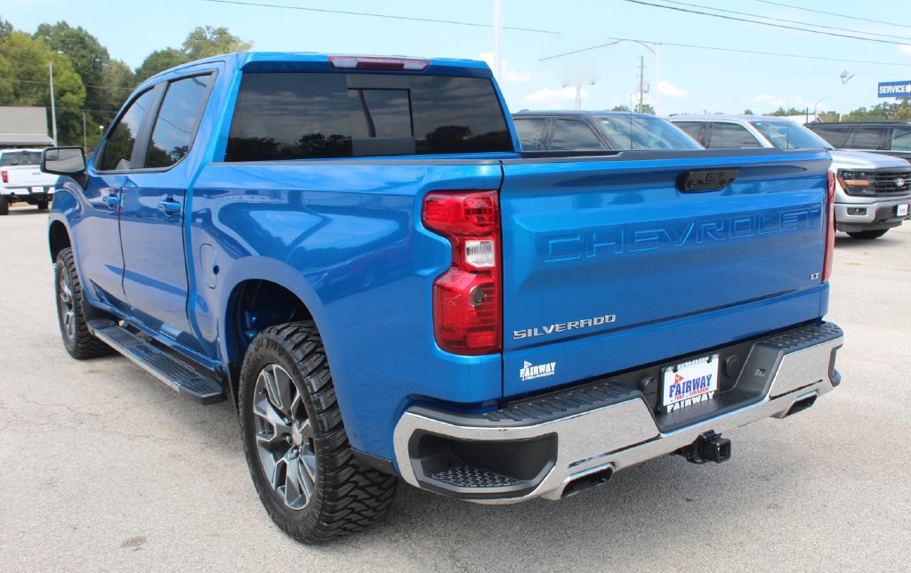 Used 2024 Chevrolet Silverado 1500 LT w/ Z71 Off-Road Package AWD/4WD image 8