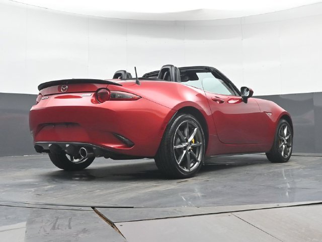 Used 2016 MAZDA MX-5 Miata Grand Touring RWD image 28