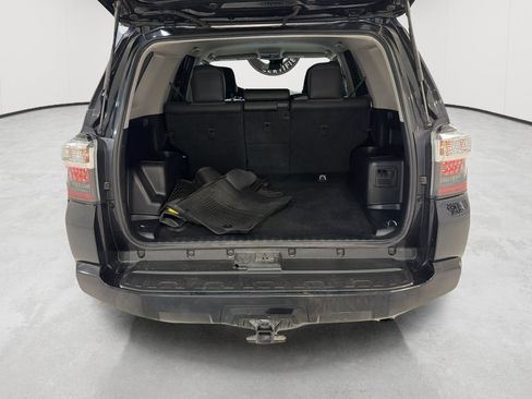 Used 2020 Toyota 4Runner SR5 Premium AWD/4WD image 22