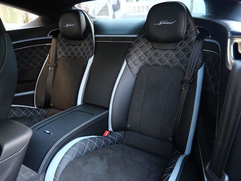 Used 2024 Bentley Continental GT Speed image 24