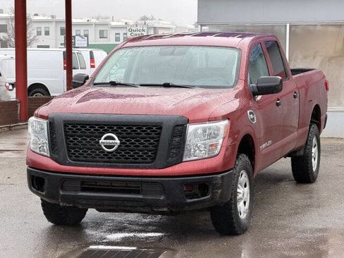Used 2018 Nissan Titan S w/ GAWR Package image 9