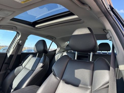 Used 2020 Acura TLX image 8