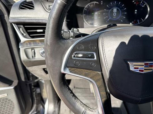 Used 2019 Cadillac Escalade Platinum image 25