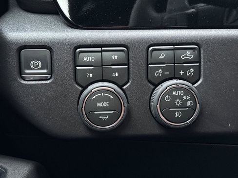 New 2026 Chevrolet Silverado 1500 LT Trail Boss w/ Safety Package image 34