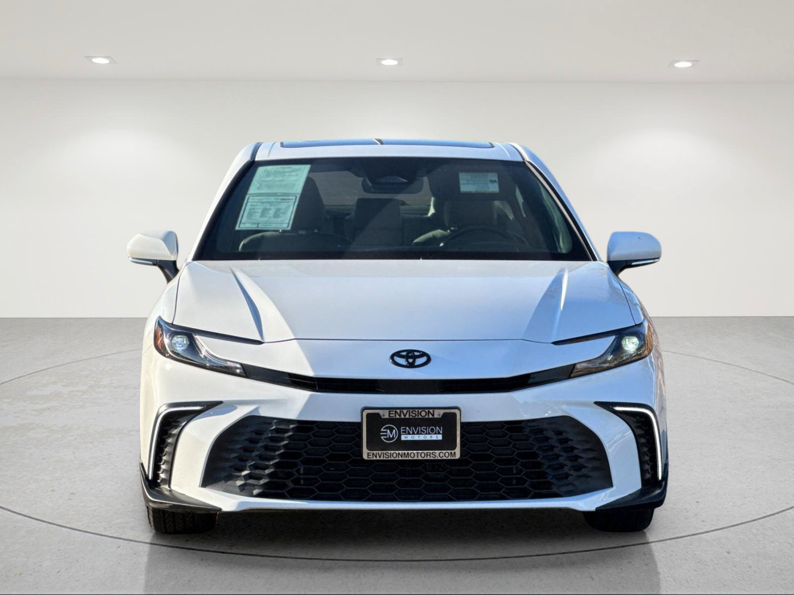Used 2026 Toyota Camry SE w/ Multimedia Upgrade Package FWD image 9