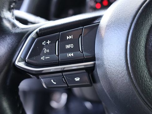 Used 2018 MAZDA MAZDA3 Grand Touring FWD image 21