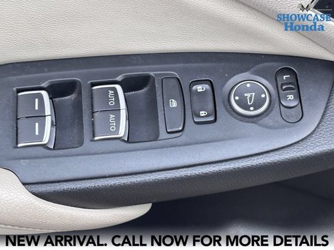 Used 2018 Honda Accord EX-L image 9