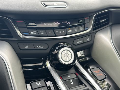 New 2025 Acura TLX w/ Technology Package image 24