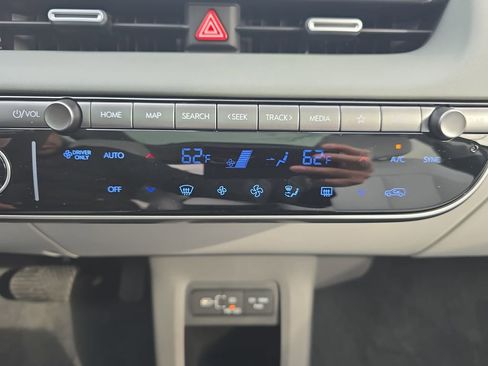 New 2026 Hyundai Ioniq 5 Limited image 24