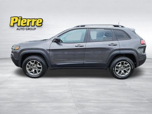 Used 2022 Jeep Cherokee Trailhawk w/ Sun, Sound & Nav Group AWD/4WD image 2