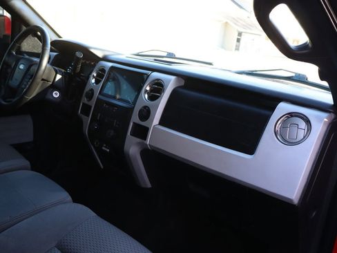 Used 2012 Ford F150 XLT w/ XLT Chrome Pkg image 17