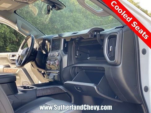 Used 2023 GMC Sierra 2500 Denali w/ Denali Ultimate Package image 25