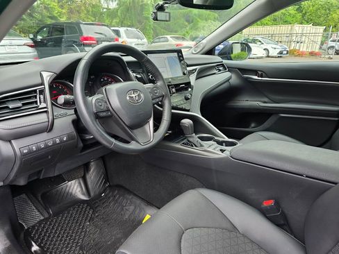 Used 2023 Toyota Camry XSE w/ Navigation Package FWD image 11
