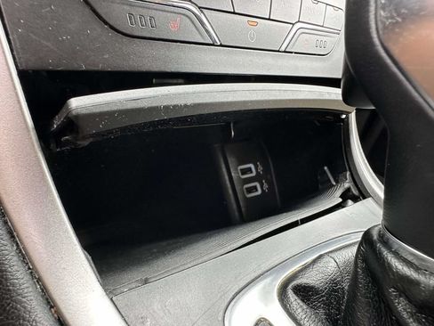 Used 2016 Ford Edge SEL w/ Equipment Group 201A AWD/4WD image 23