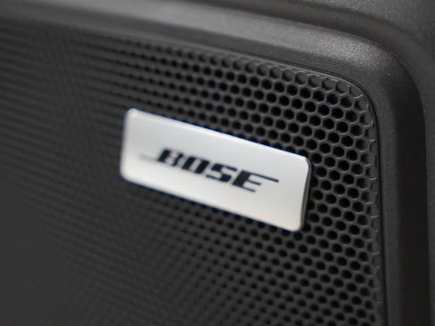 Used 2026 Porsche Macan AWD/4WD image 30