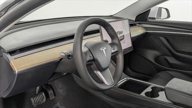 Used 2022 Tesla Model 3 Standard Range RWD image 23