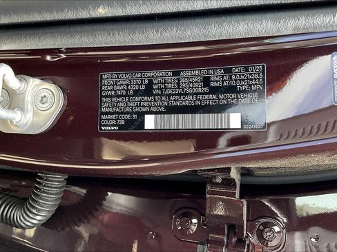 New 2025 Volvo EX90 Ultra image 36