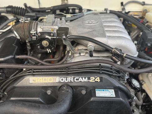 Used 2001 Toyota 4Runner SR5 image 98