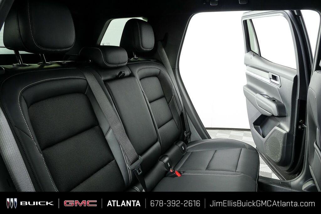 Used 2026 GMC Terrain Elevation w/ Elevation Premium Package FWD image 20