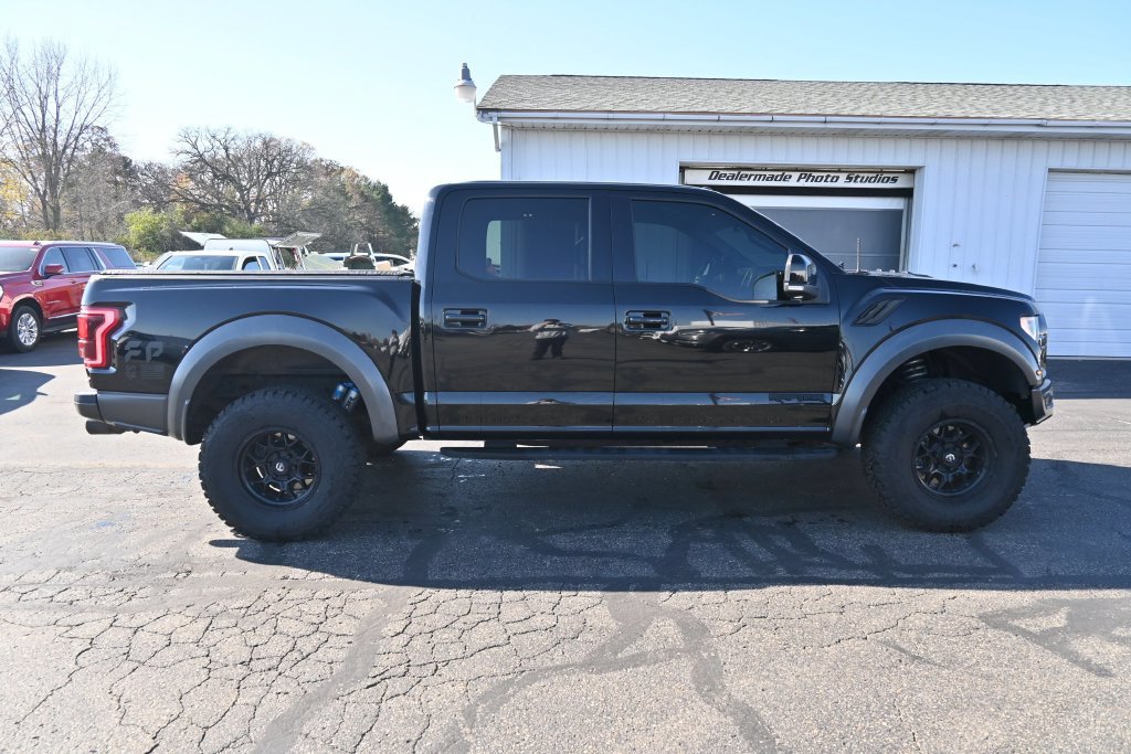 Used 2018 Ford F150 Raptor w/ Equipment Group 802A Luxury AWD/4WD image 10