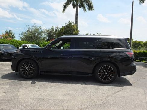 Used 2025 INFINITI QX80 Autograph w/ Autograph Exterior Package AWD/4WD image 17