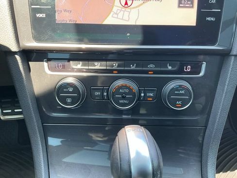 Used 2018 Volkswagen Golf Alltrack SEL AWD/4WD image 18