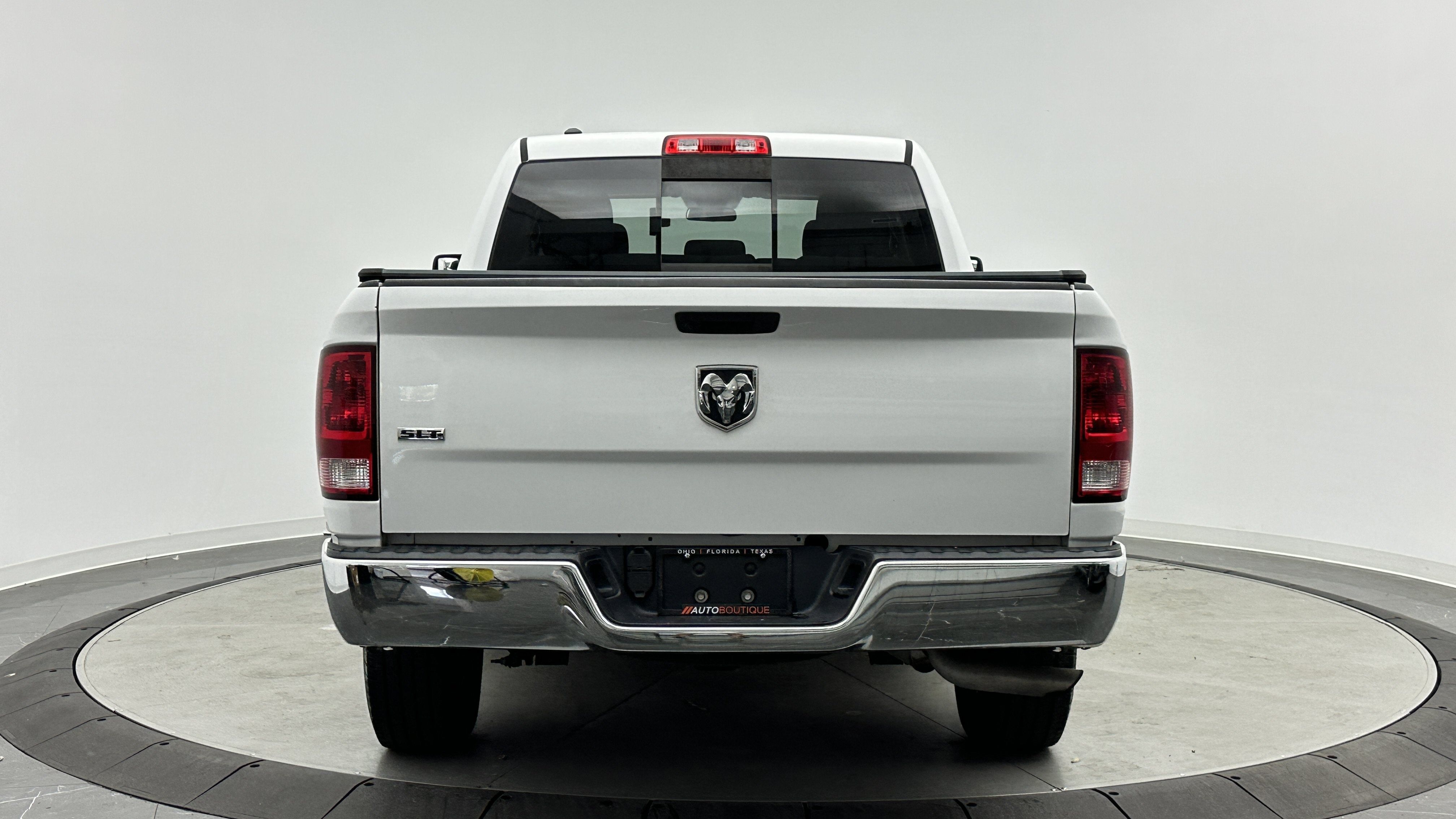 Used 2020 RAM 1500 Classic SLT RWD image 6