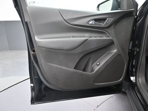 Used 2024 Chevrolet Equinox LT FWD image 11