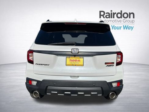 Used 2023 Honda Passport TrailSport image 6