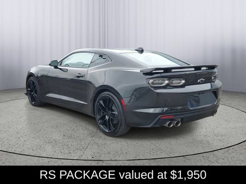 Used 2024 Chevrolet Camaro LT RWD image 5