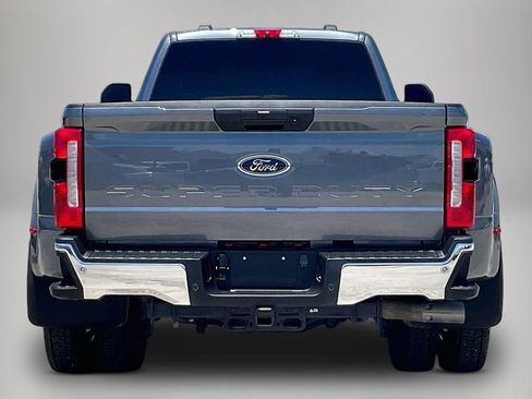 Used 2023 Ford F450 XLT w/ 360-Degree Camera Package AWD/4WD image 6