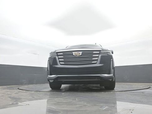 Used 2023 Cadillac Escalade Premium Luxury Platinum w/ Heavy-Duty Trailer Package AWD/4WD image 34