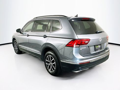 Used 2020 Volkswagen Tiguan SE w/ Panoramic Sunroof Package FWD image 5