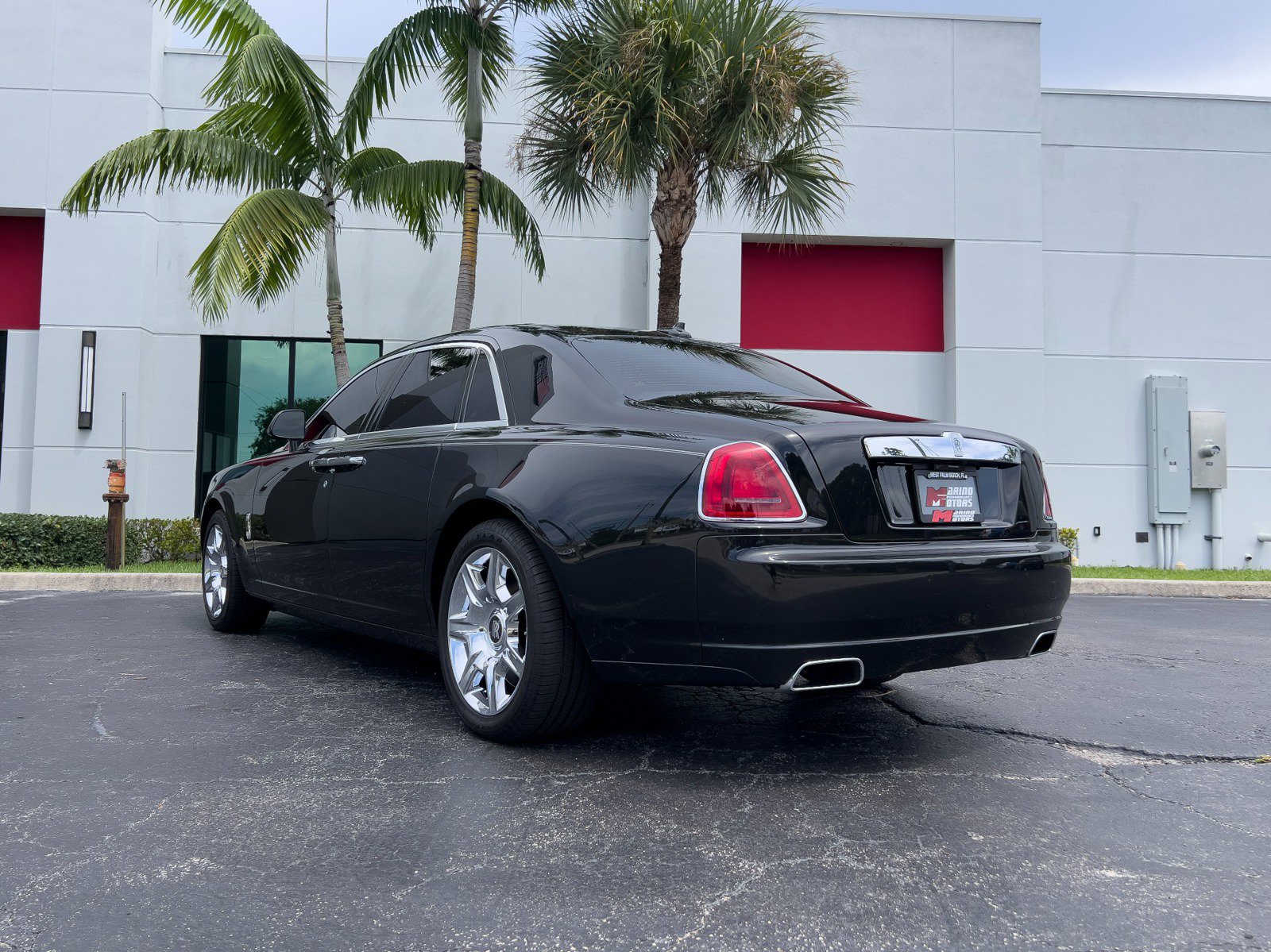 Used 2013 Rolls-Royce Ghost RWD image 29