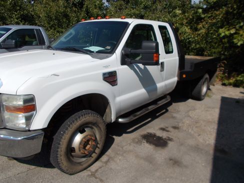 Used 2008 Ford F350 XLT AWD/4WD image 5