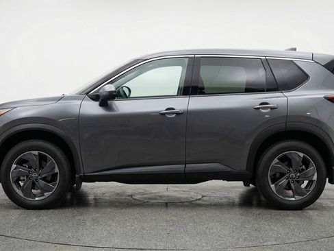 Used 2025 Nissan Rogue SV FWD image 5