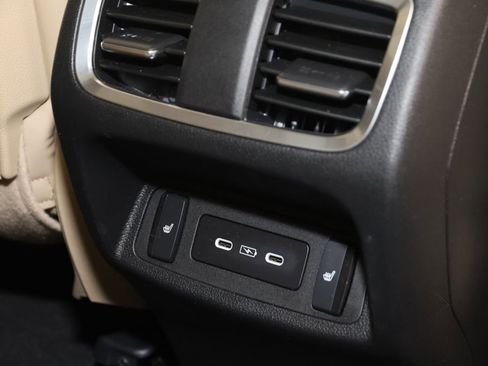 Used 2023 Acura RDX AWD w/ Advance Package image 16